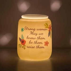 Scentsy With Strength Warmer